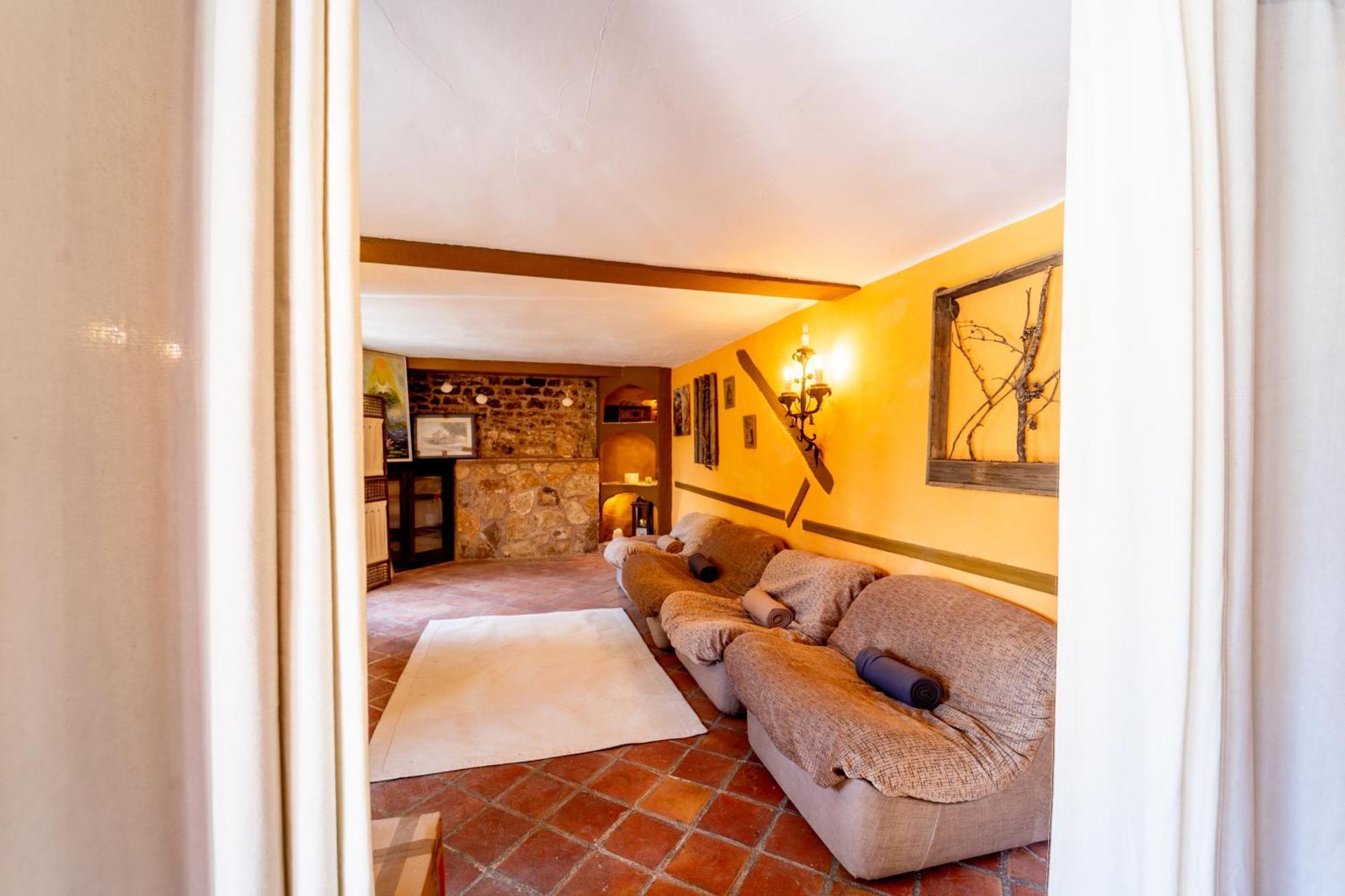 Hostel Atapuerca Inpulso Buitenkant foto